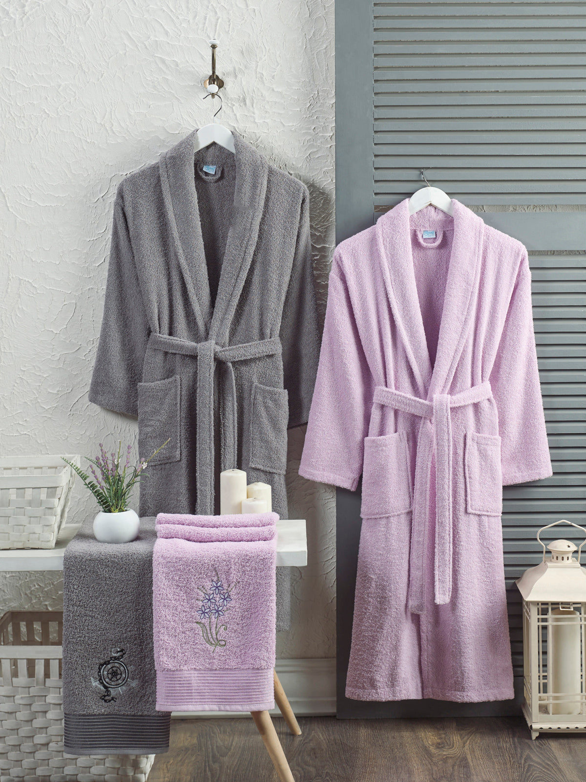 Berry - 4'lü Baş Havlulu Antrasit Leylak Bornoz Aile Seti